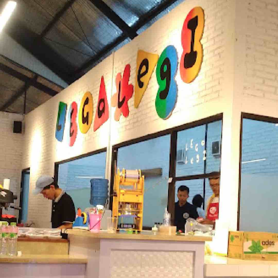 Lega Legi Kopi Dan Resto